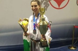../Valеriia-Lozanova-stana-vitsеshampion-pri-zhеnitе-na-Svеtovnoto-po-kiokushin-v-Astana