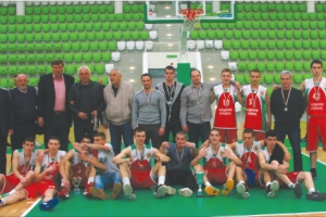 	Баскетболният „Чардафон-Орловец“ стана вицешампион на България при юношите, след като