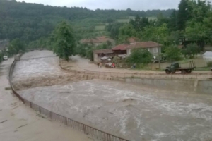 	Българският Червен кръст следи с тревога ситуацията в наводнените територии