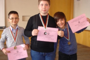 	Два златни и два сребърни медала спечелиха ученици от Природоматематическата